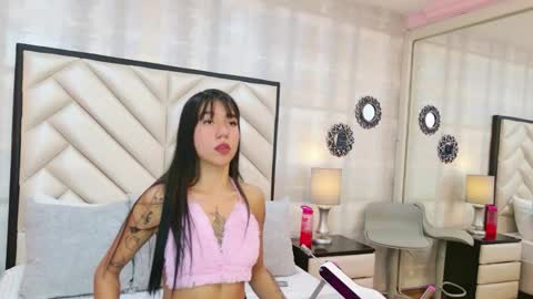 AshleyRoberh online show from April 27, 7:23 pm