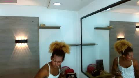 Snapshot of ashleysofiathenison chatting on July 13, 12:52 pm ashleysofiathenison online show from July 13, 12:52 pm