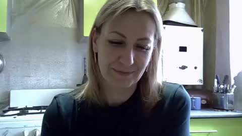 AshleyXHoney online show from October 23, 6:56 am