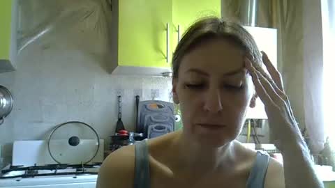 Snapshot of ashleyxhoney chatting on May 5, 7:38 am AshleyXHoney online show from May 5, 7:38 am