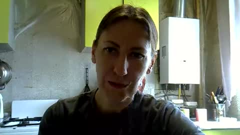 Snapshot of ashleyxhoney chatting on June 9, 7:31 am AshleyXHoney online show from June 9, 7:31 am