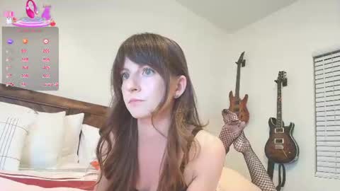 Snapshot of ashleyyylove13 chatting on June 22, 4:42 am Ashley Love online show from June 22, 4:42 am