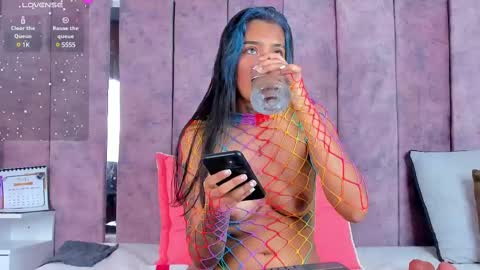 Snapshot of ashlie_robertss chatting on February 19, 11:38 am Ashlie online show from February 19, 11:38 am