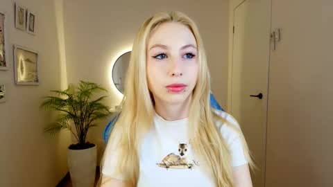 Victoria  online show from February 19, 8:32 am