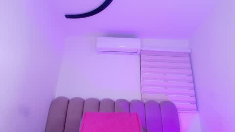 Ashly online show from April 17, 11:57 am