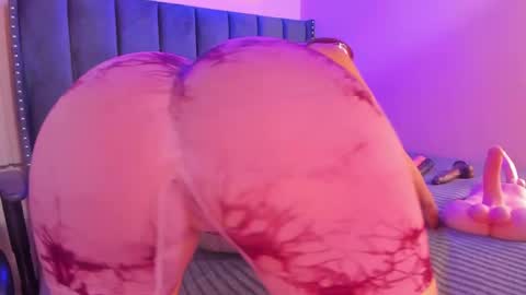 Snapshot of ashlye_miller_ chatting on February 27, 4:20 am ashlye_miller_ online show from February 27, 4:20 am