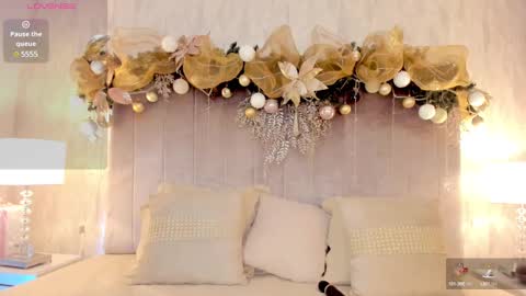 Paula Baleta  online show from December 29, 3:44 am