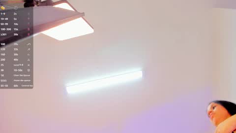 Snapshot of ashlye_white chatting on February 8, 8:45 pm ashlye_white online show from February 8, 8:45 pm