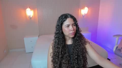 AshlyViper9 online show from October 21, 3:40 am