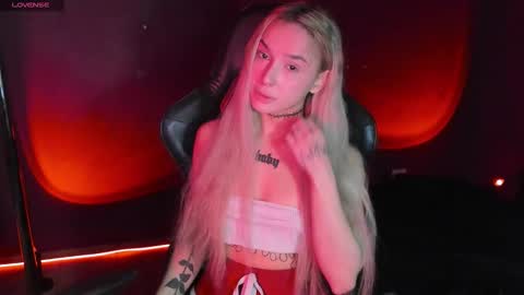 Mila online show from September 28, 8:09 am