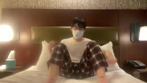 Snapshot of asiaboyshow chatting on December 21, 9:33 pm asiaboyshow online show from December 21, 9:33 pm