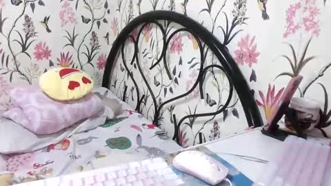 Snapshot of asian_bigboobs20 chatting on September 17, 10:11 pm Asian Bigboobs20 online show from September 17, 10:11 pm