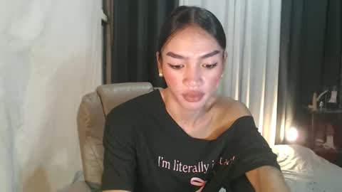 asian_cassy online show from February 4, 1:55 am