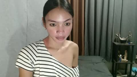 Snapshot of asian_cassy chatting on May 9, 11:32 pm asian_cassy online show from May 9, 11:32 pm
