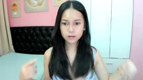 Snapshot of asian_cecilyxx chatting on July 5, 8:32 am Cecily online show from July 5, 8:32 am