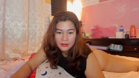 Snapshot of asian_diana69 chatting on July 22, 10:23 pm diane online show from July 22, 10:23 pm