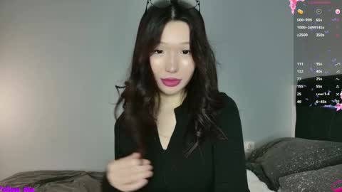 Dju online show from March 25, 2:34 pm