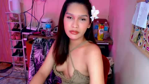 Snapshot of asian_glamm chatting on July 1, 11:56 am ANITA online show from July 1, 11:56 am