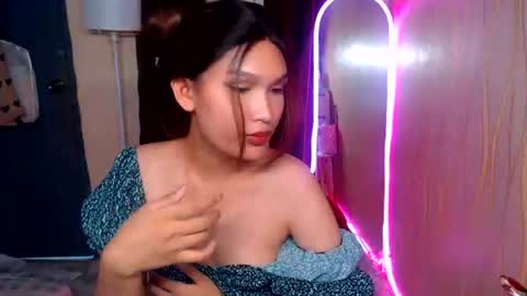 Snapshot of asian_glamm chatting on July 3, 7:59 am ANITA online show from July 3, 7:59 am