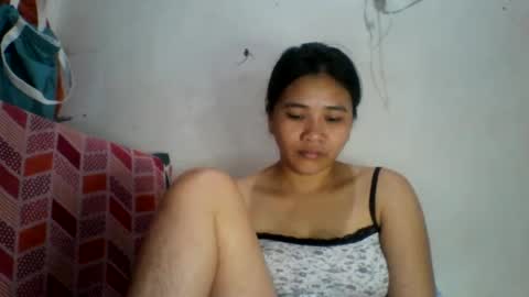 Snapshot of asian_hornypussy chatting on February 25, 4:35 am asian_hornypussy online show from February 25, 4:35 am