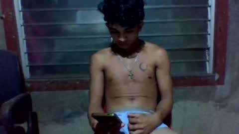 Snapshot of asian_hunk_moreno chatting on August 4, 5:26 pm Yuri online show from August 4, 5:26 pm