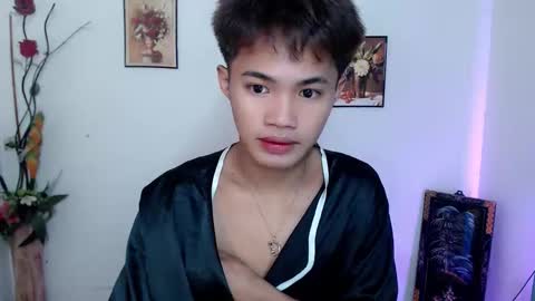 asian_lover05 online show from September 29, 6:13 pm