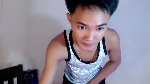asian_lover05 online show from February 23, 4:59 pm