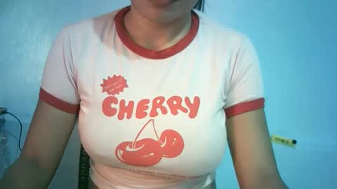 Snapshot of asian_novielyn19xxx chatting on April 24, 6:05 am asian_novielyn19xxx online show from April 24, 6:05 am
