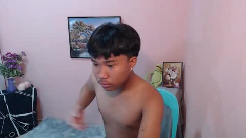 Snapshot of asian_prince_of_cock chatting on October 16, 5:41 am Prince online show from October 16, 5:41 am