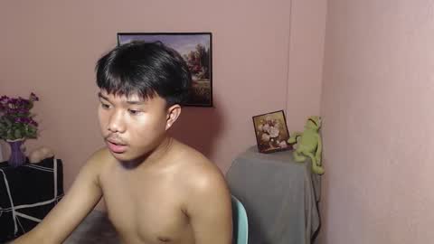 Snapshot of asian_prince_of_cock chatting on October 21, 6:25 am Prince online show from October 21, 6:25 am
