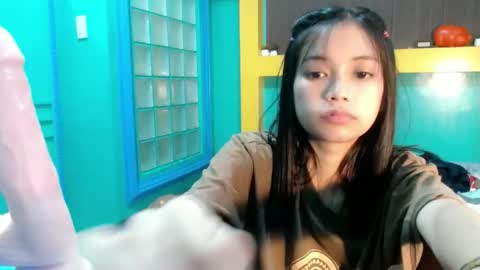 Snapshot of asian_slade chatting on May 19, 5:08 pm asian_slade online show from May 19, 5:08 pm
