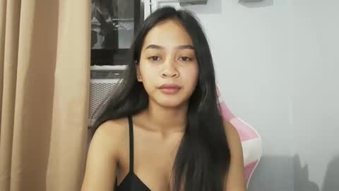 asian_trish online show from September 23, 12:19 pm