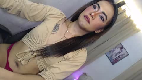 Snapshot of asian_ulysses chatting on December 19, 12:23 pm asian_ulysses online show from December 19, 12:23 pm