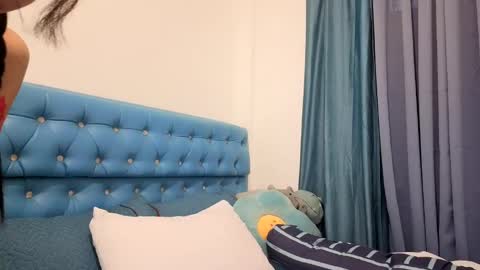 candy online show from January 24, 8:23 am