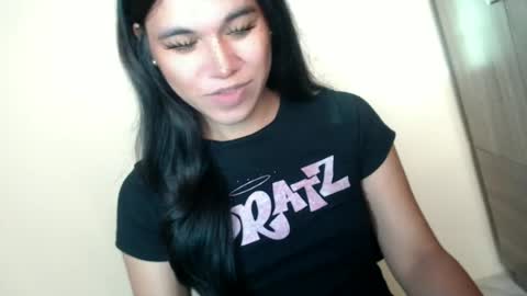 Snapshot of asianblk_barbiedoll chatting on June 17, 10:00 pm asianblk_barbiedoll online show from June 17, 10:00 pm