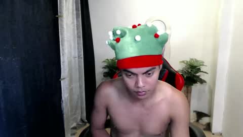 Snapshot of asianboyhunt chatting on October 21, 7:14 pm Fev online show from October 21, 7:14 pm