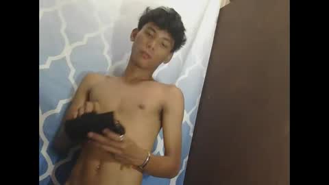 Isan online show from April 22, 3:24 pm