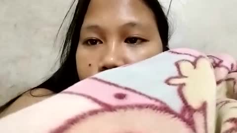 asiancreamy4u online show from December 3, 9:56 pm