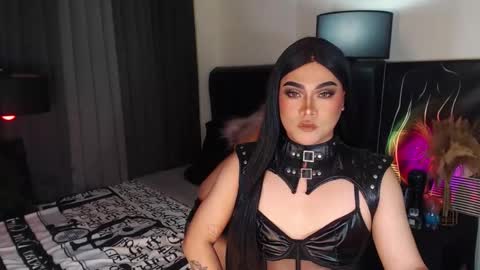 kylie online show from October 15, 11:32 am