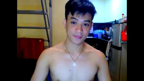 Snapshot of asiandreamboyx chatting on June 8, 4:46 am asiandreamboyx online show from June 8, 4:46 am