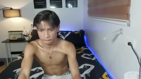 asianfuckertwink online show from March 11, 11:38 am