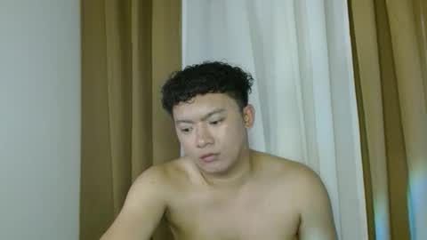 Snapshot of asiangay1209 chatting on September 22, 11:07 pm asiangay1209 online show from September 22, 11:07 pm