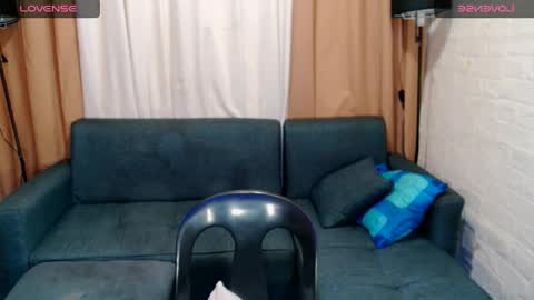Snapshot of asianhardfucker_14 chatting on April 30, 7:04 am asianhardfucker_14 online show from April 30, 7:04 am