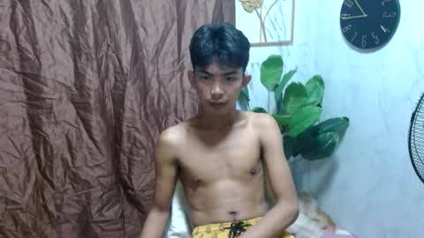 Snapshot of asianhotbigcock chatting on February 5, 2:40 am Nico online show from February 5, 2:40 am