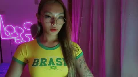 Snapshot of asianhottiesttamira chatting on February 3, 8:30 am HI IM TAMIRA LOOKING FOR SERIOUS RELATIONSHIP online show from February 3, 8:30 am