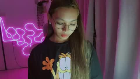 Snapshot of asianhottiesttamira chatting on February 9, 11:47 am HI IM TAMIRA LOOKING FOR SERIOUS RELATIONSHIP online show from February 9, 11:47 am