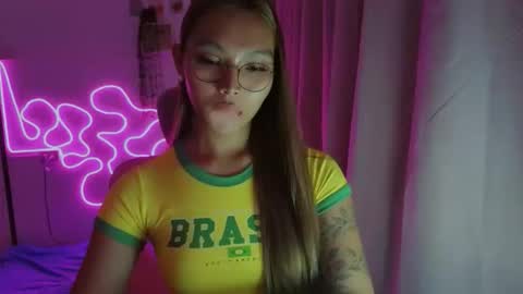 Snapshot of asianhottiesttamira chatting on February 13, 4:30 am HI IM TAMIRA LOOKING FOR SERIOUS RELATIONSHIP online show from February 13, 4:30 am