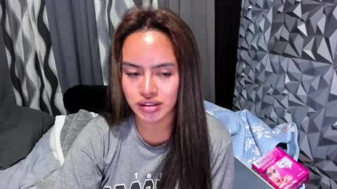 JOSHUA AND SAMIRA online show from January 19, 1:04 pm