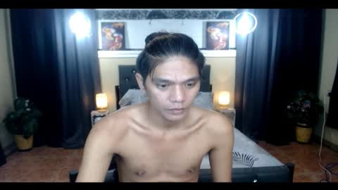 Snapshot of asianhunter4ux chatting on October 28, 1:42 am asianhunter4ux online show from October 28, 1:42 am