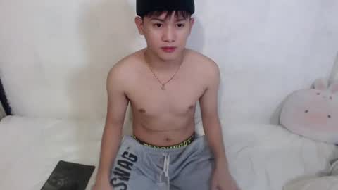 Snapshot of asianjas11 chatting on June 16, 5:21 am JASPER online show from June 16, 5:21 am